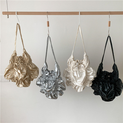 New Trendy Lace Cloud Bag Women's Premium Shoulder Bag Women's Niche Design Bright Soft PU Wide Brim Pleated Bag Women