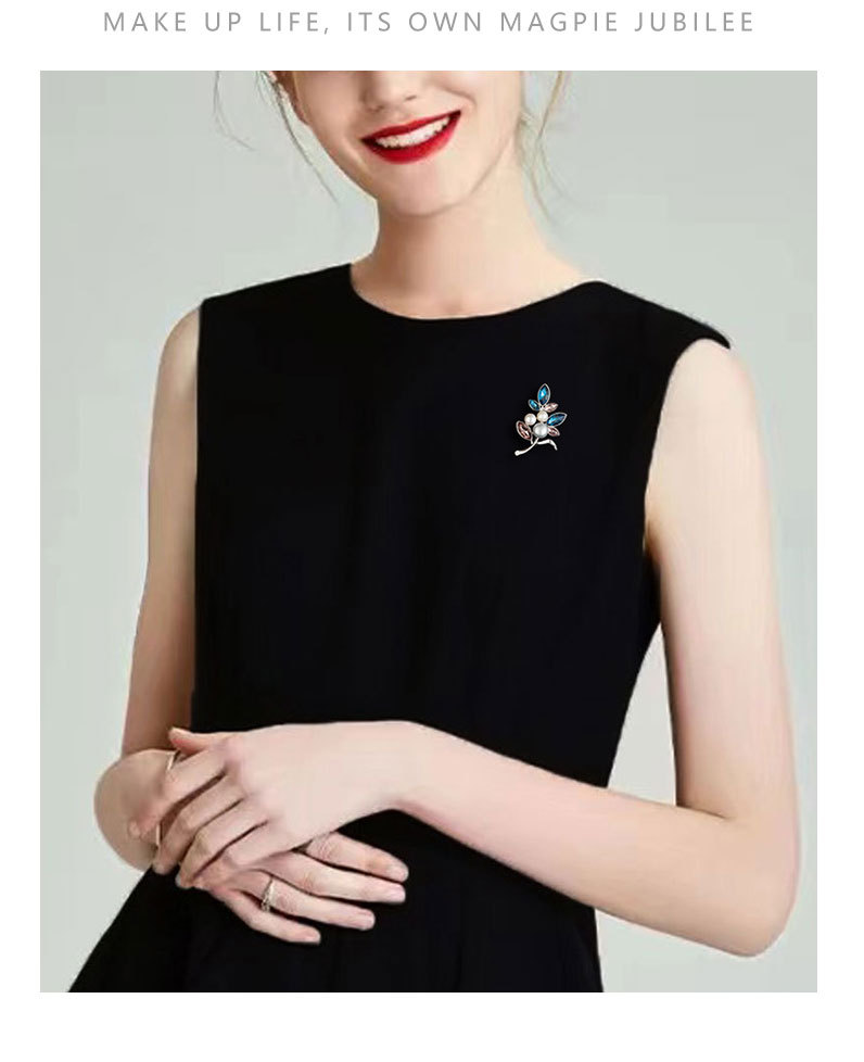 时尚轻奢风树叶胸针小众高级感淡水珍珠胸花新品