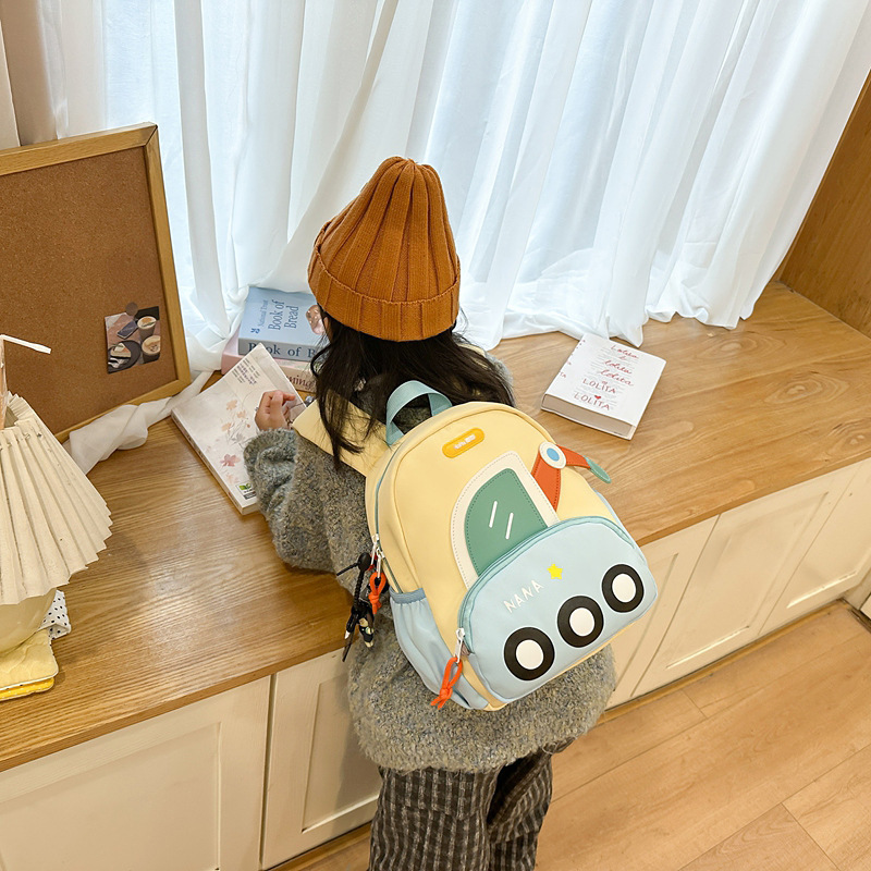 Nuevas mochilas de jardín de infantes para niños y niñas lindas excavadoras mochilas de hombro ligeras para reducir la carga del coche mochilas para niños
