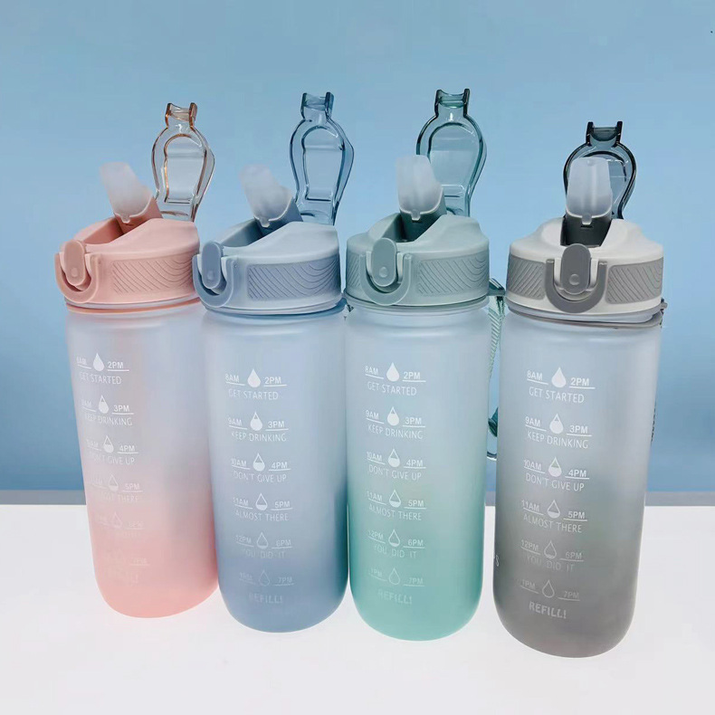 Comercio exterior Inglés deportes taza estudiante fresco tiro de la calle taza de plástico 700ml capacidad gradiente de plástico de pico de pato