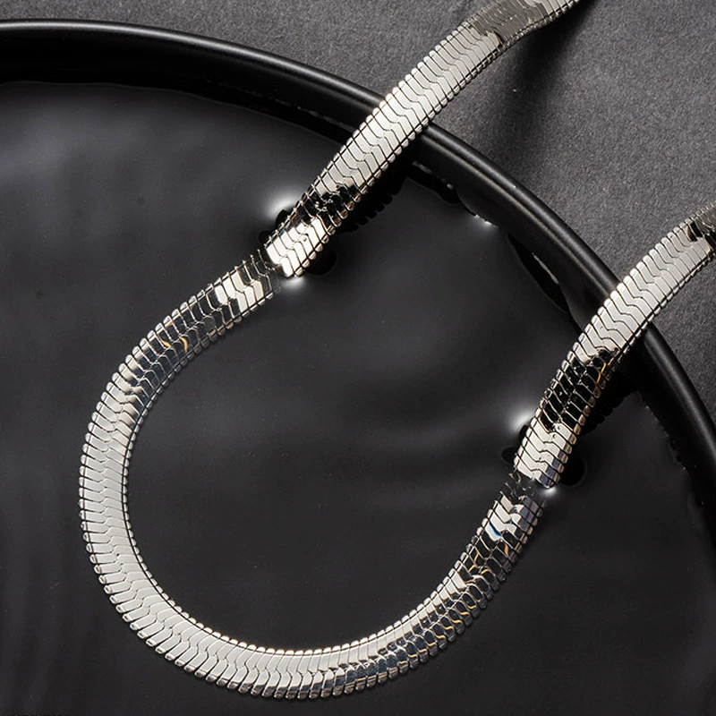 Universal double-layer brand necklace stainless steel, blade, chain for key bag