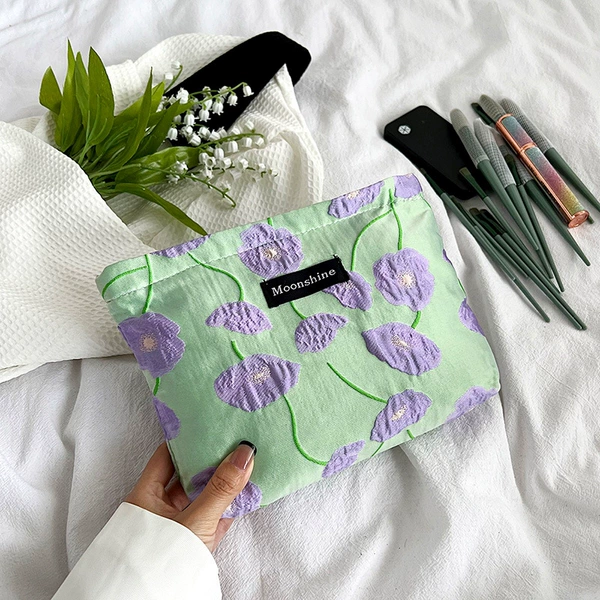 Make -up bags of potato flowers purple flowers