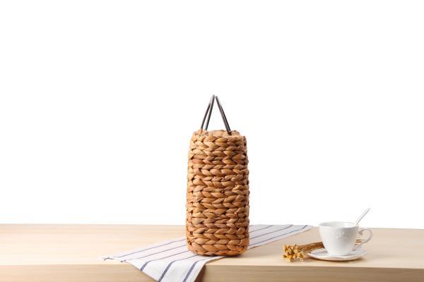 Wooden Handle Carrying Straw Woven Bag Image 2