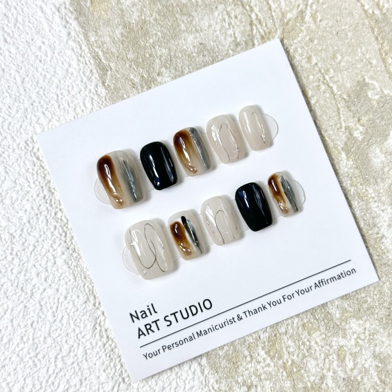 【Essay】High-End Design Nude Color Simple Everyday Versatile Handmade Wearable Nails Short Square Manicure
