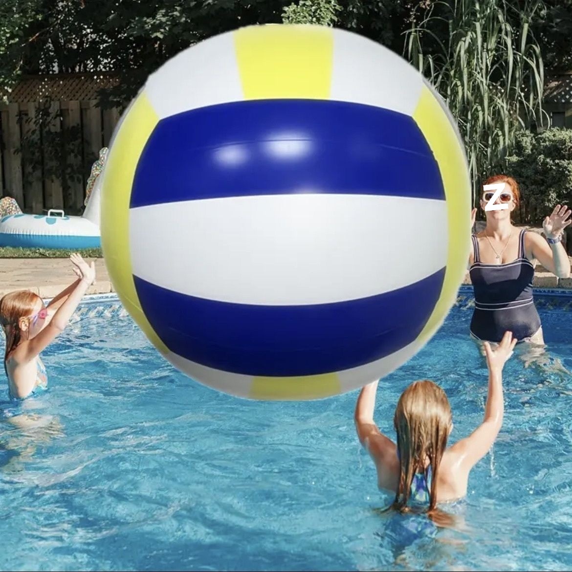 Giant PVC inflatable beach volleyball, a must-have for college sports meets, parent-child interactive outdoor activities, and lawn/beach play.