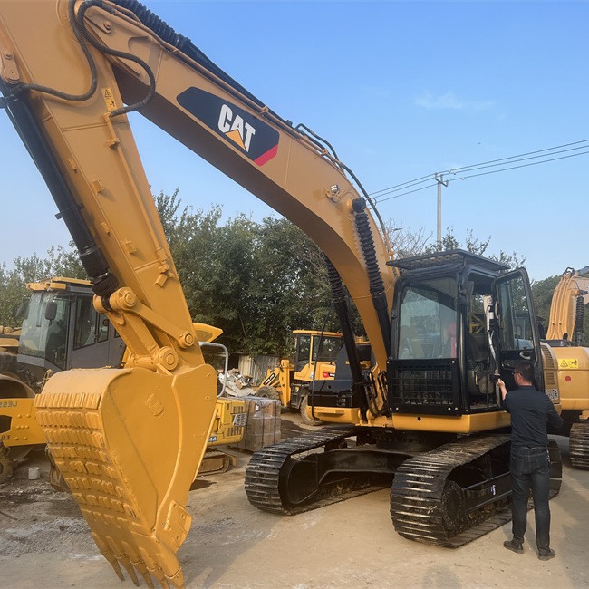 Exportaciones de la Federación Rusa en buenas condiciones Excavadoras usadas Carter 320D Garantia de calidad Confiable