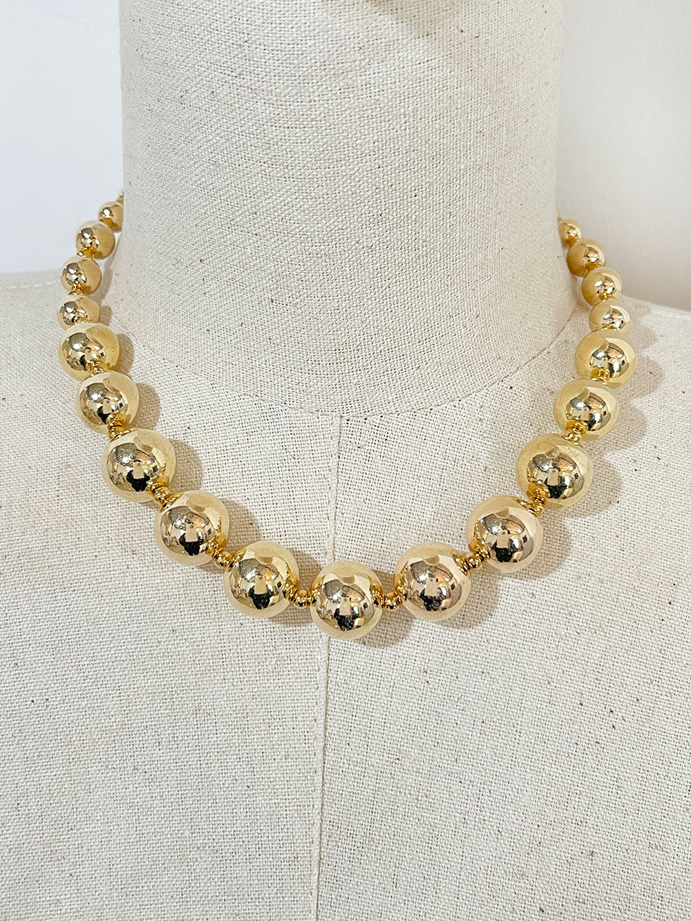 45g Weight 0.03µm-0.05µm Gold Plating Thickness PVD Coated Gold Plating Process PVD Coated Real Gold Plated 18K Gold Ball 304 Stainless Steel CCB Exaggerated Waterproof Non Tarnish 304 Stainless Steel Necklace