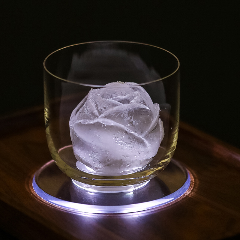 La FÁBRICA DE Shenzhen produce acrílico colorido luminoso Barra de montaña transparente ronda flash LED colorido luz de la montaña