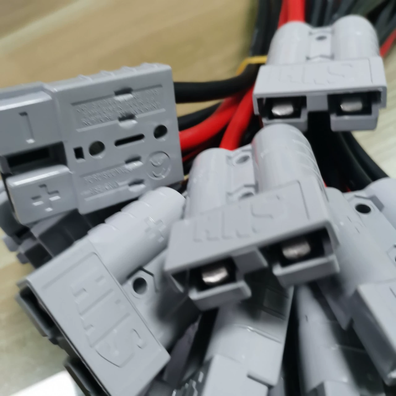 Разъем батареи Новая клемма разъема энергии Большая клемма аккумулятора Силиконовый провод