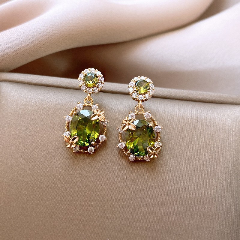 Temperamento de pendientes verdes pendientes ligeros lujosos de alto nivel sensación de pendientes zircon flores joyas geométricas al por mayor fábrica