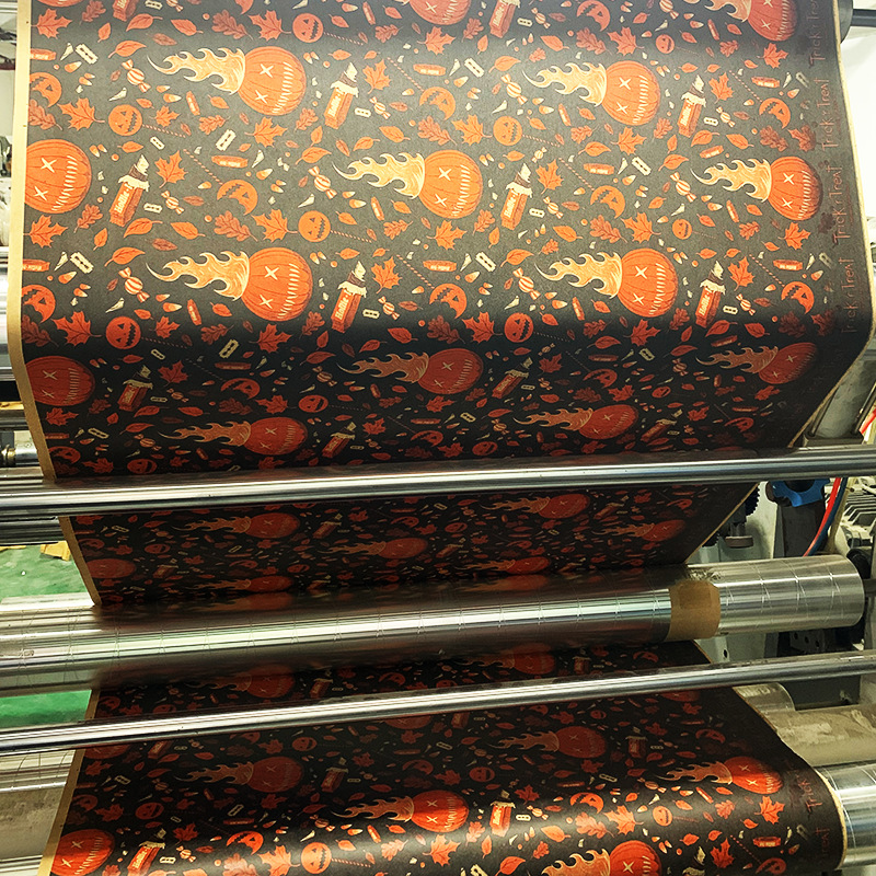 Nuevo papel kraft impresa personalizada papel de regalo de Navidad papel de regalo retrógrado papel de flores personalizado papel de embalaje