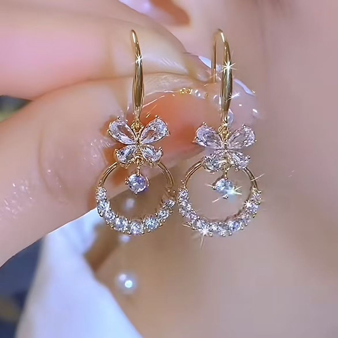 Elegant agile fashionable universal sophisticated earrings with…