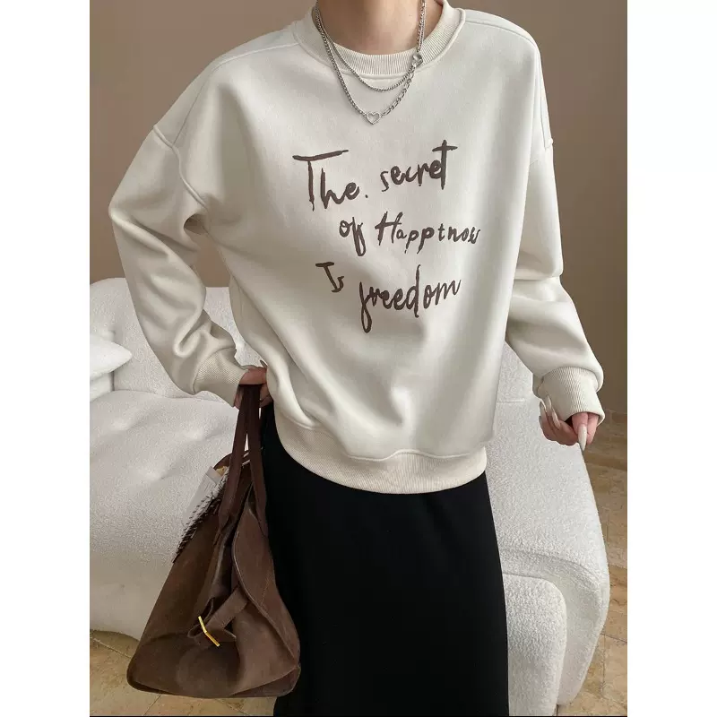 司南 穿搭舒适区 美式艺术感字母印花圆领落肩袖加绒卫衣 SN8258