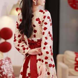 敬酒服新娘2025新款酒红色回门礼服女长袖法式订婚礼服连衣裙氨纶