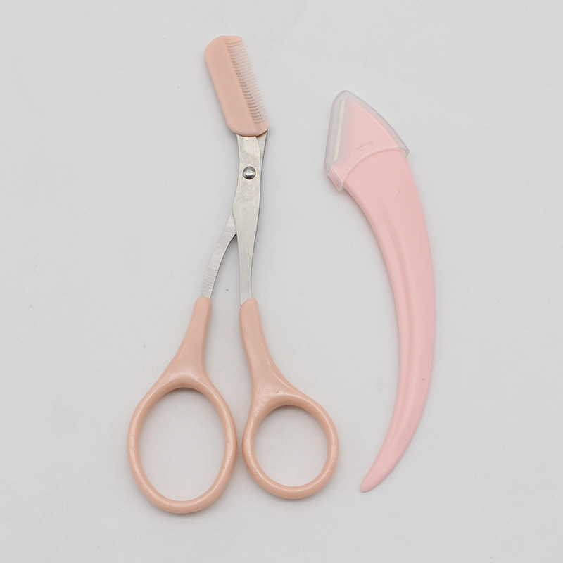 En stock suministro de ceja que forma el cuchillo con el peine curvo luna ceja que forma el cuchillo tamaño pequeño ceja que raspa el cuchillo macro femenina con la protección neta para el corte de la ceja de los principiantes
