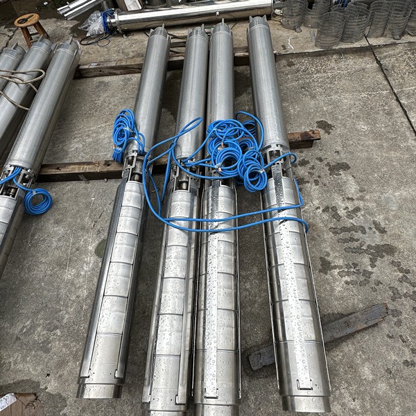 Bomba de acero inoxidable Bomba sumergible SP serie multietapa bomba sumergible de pozo profundo suministro directo fuente de agua caliente de pozo profundo