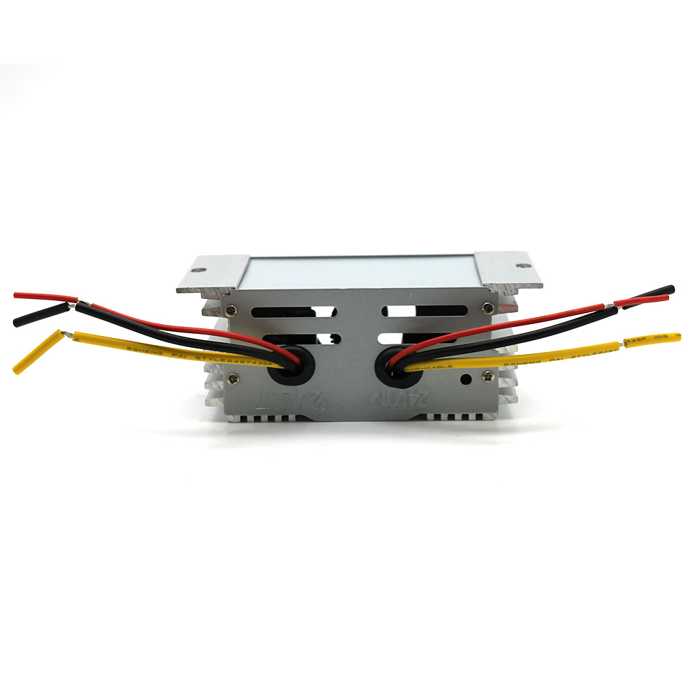 Coche 24V a 12v4a coche módulo reductor de energía regulador de voltaje del coche impermeable DC convertidor DC-DC