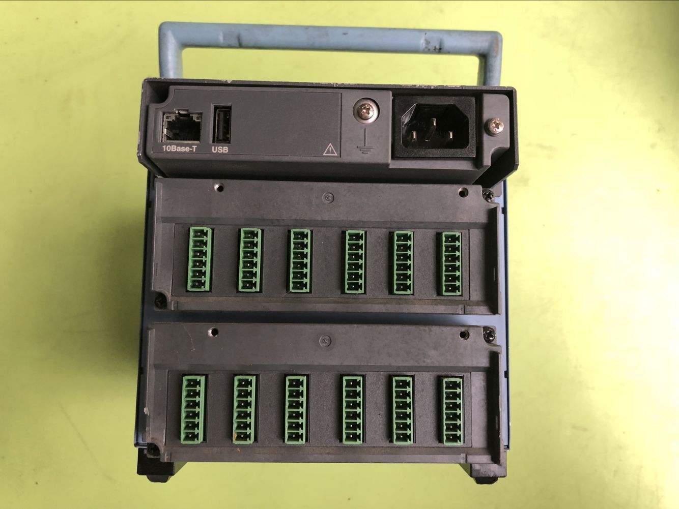 A046*YOKOGAWA横河无纸记录仪MV1000 MV1024-3-4-4-1-1F