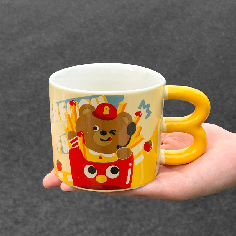 Oso con patatas fritas (taza única)