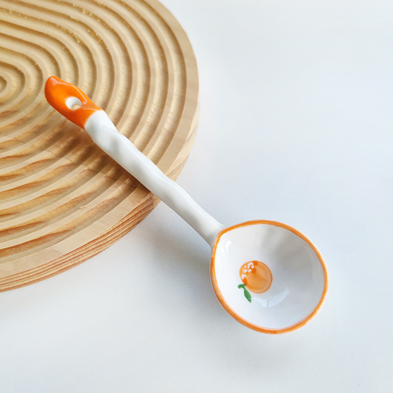 Cucharas de cerámica al por mayor cucharas de alto valor facial cucharas de sopa de mango largo cucharas cucharas dulces cucharas caseras