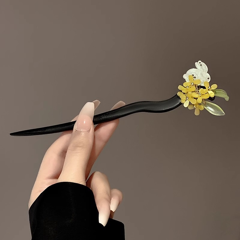 Clipper de cabello de flores de estilo antiguo, temperamento femenino de alto nivel, temperamento versátil, clipper de cabello de estilo chino, clipper de cabello de cabeza posterior.