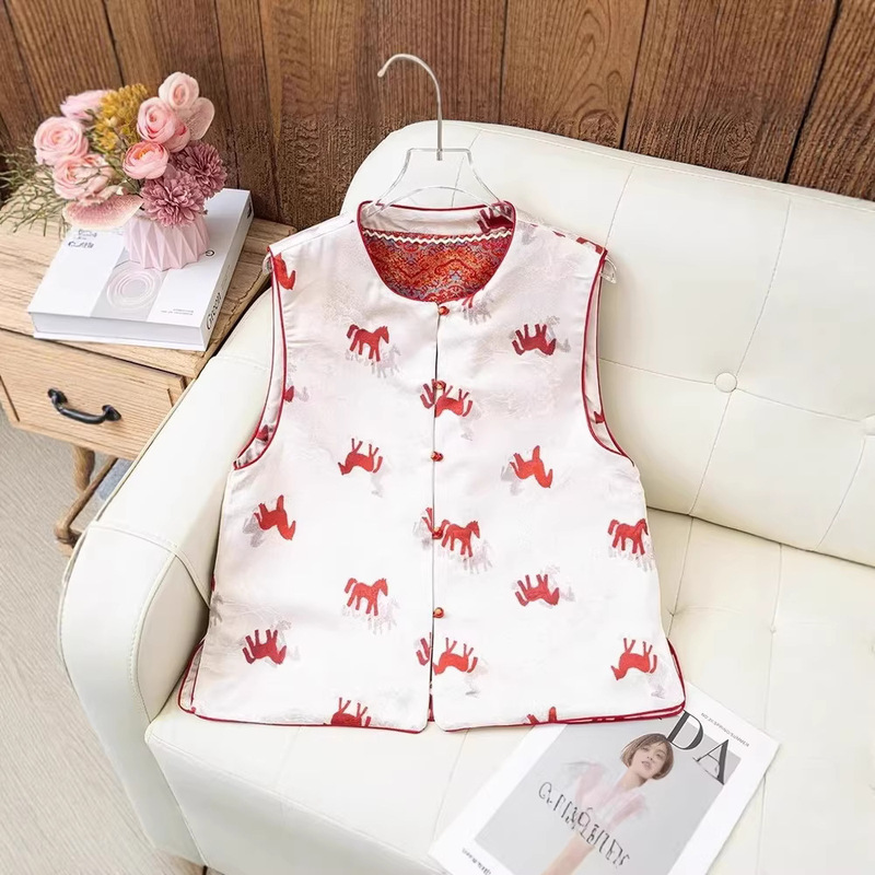 2026 Spring Collection Reversible Embroidered Vest Jacket Retro New Chinese Style Warm Mink Fur Women's Red Waistcoat