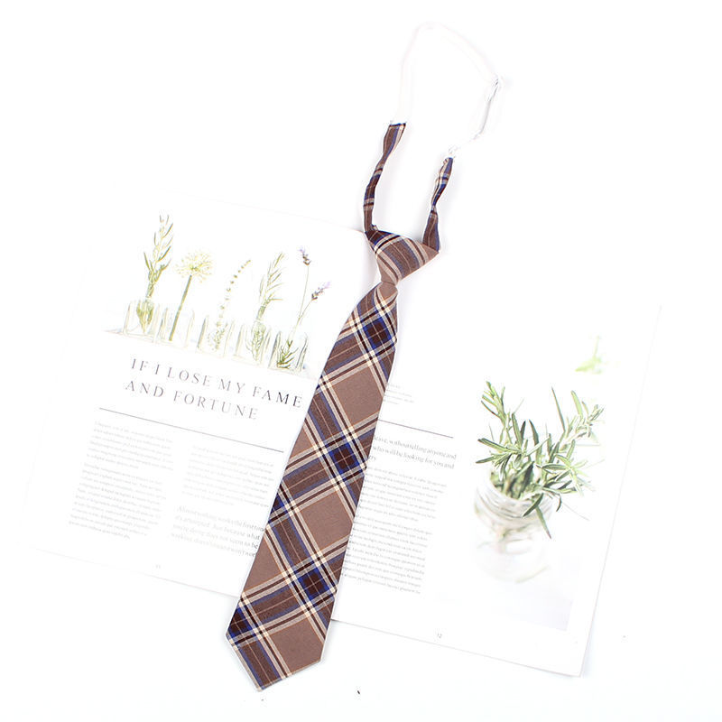 Cravată neagră cu model floral pentru guler, papion unisex_voghion.com