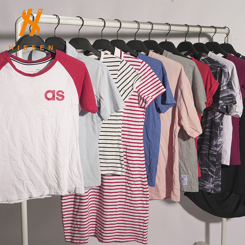 二手衣服装出售夏季品牌女短袖T恤圆领上衣批发usedbrandclothes