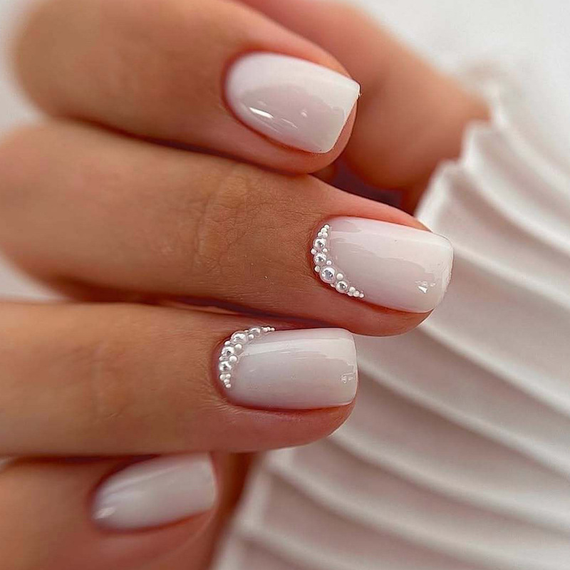 Wear a piece of solid color cross-border foreign trade short white nail art piece of rectangular high-level fake nails Wear a piece of solid color cross-border foreign trade short white nail art piece of rectangular high-level fake nails