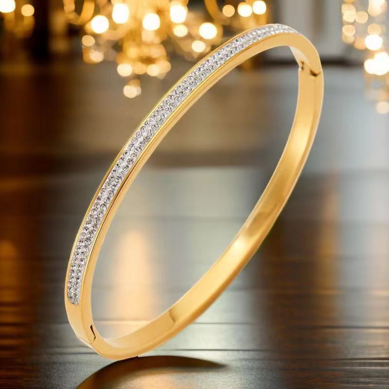 Pulsera de acero de titanio para niñas nicho de sentido de alto grado cielo estrellado no se desvanece Diamante-incrustado exquisito diamante ins estilo completo pulsera de diamantes