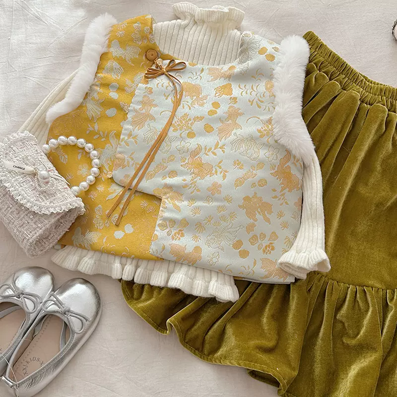 锦鲤呈祥 | 女童汉服2025冬季新款新中式提花马甲提花丝绒半身裙