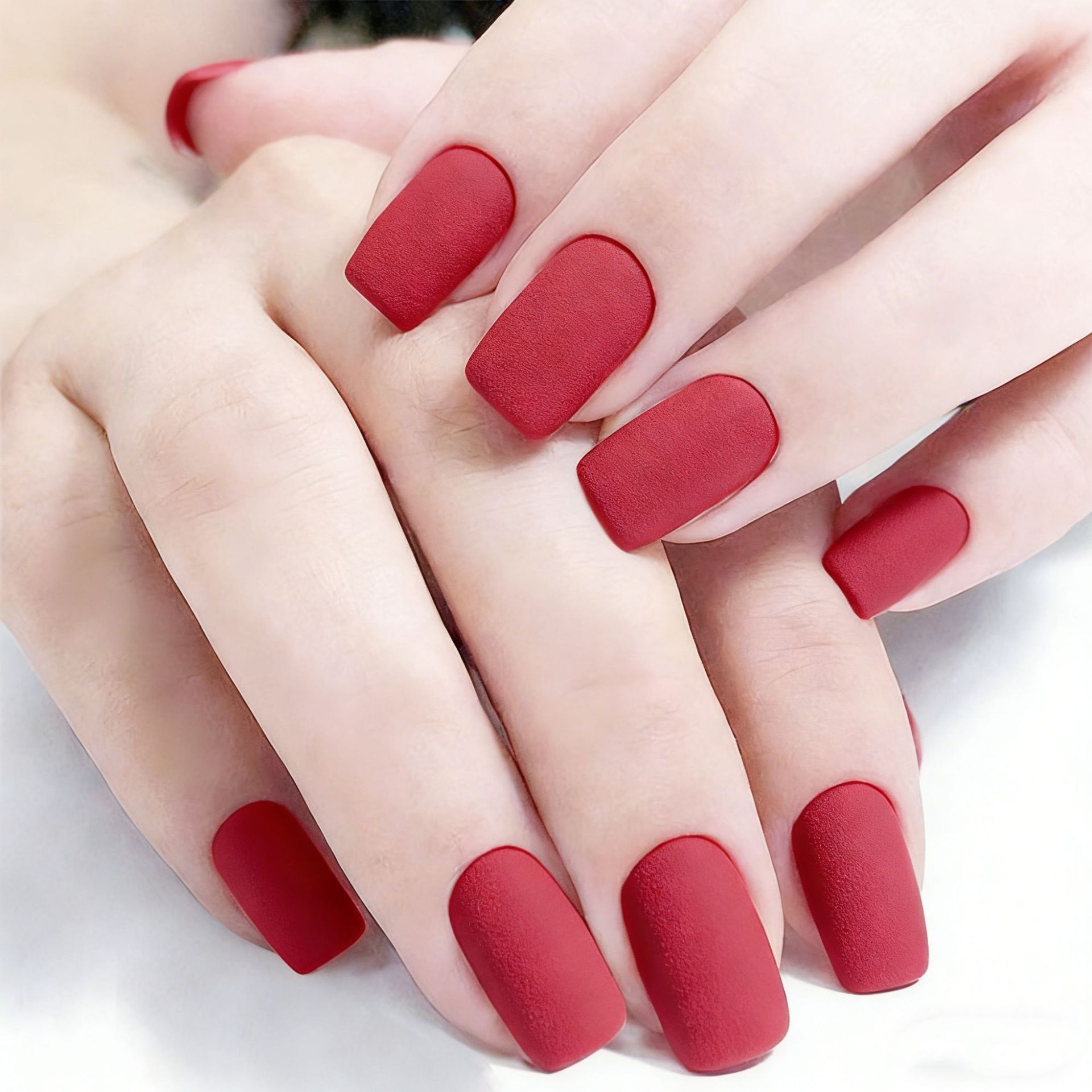 Color rojo sólido largo parche de uñas cuadradas productos terminados de uñas para usar 24 piezas de uñas puras para uñas