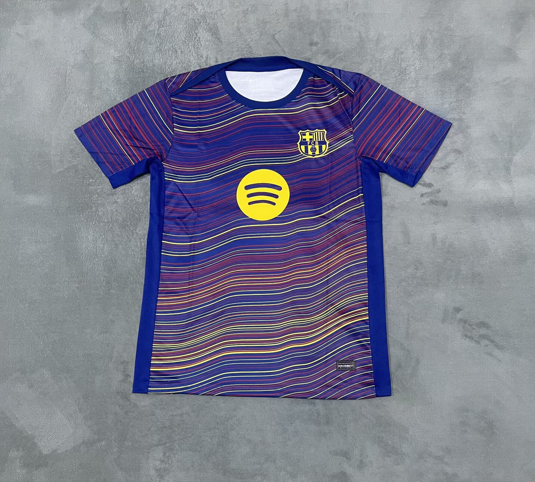 25-26 Fabricante especial de ropa de fútbol venta directa de una camiseta de malla camiseta de mangas cortas ropa de fútbol deportiva