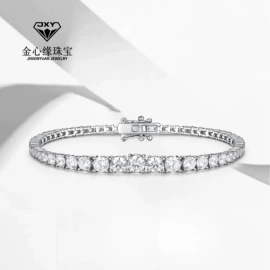 手链;耳钉;莫桑钻