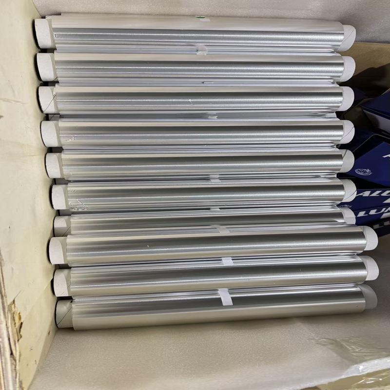 Rollo de Papel de Aluminio de Grado Alimenticio 8011 para Barbacoa