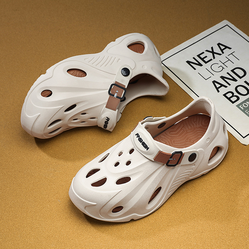 Nuevos zapatos con agujeros para hombres, deportes de verano, sandalias de Baotou resistentes al desgaste, sandalias de playa antideslizantes de suela gruesa