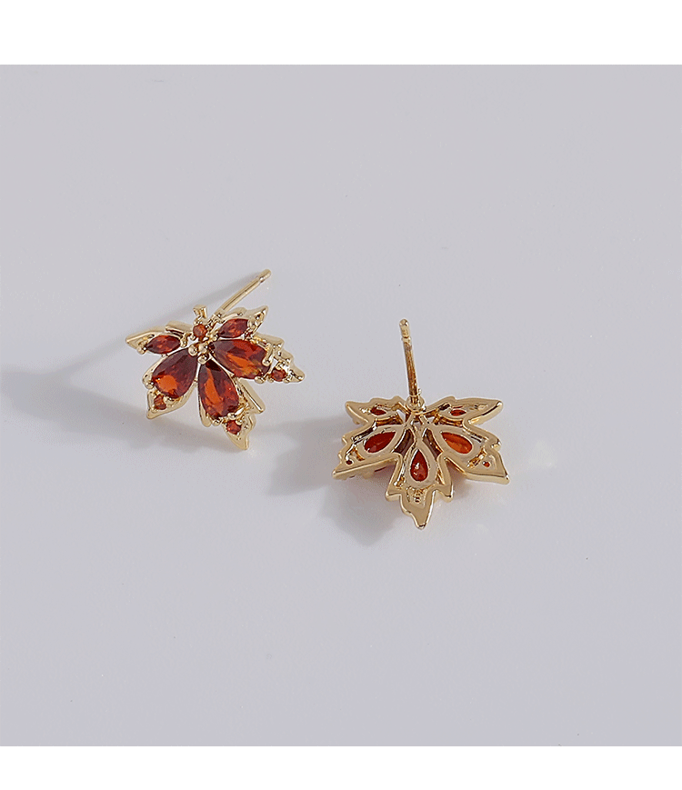 1 Paire Mode Feuille D'érable Le Cuivre Placage Zircon Boucles D'oreilles display picture 8