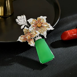 胸针;耳钉;项链