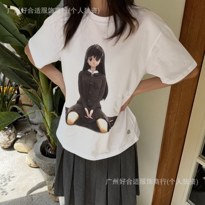 Coyseio Cartoon Girl Print Short-Sleeved T-Shirt, Same Style as Newjeans, Full of Girly Vibe Coyseio Cartoon Girl Print Short-Sleeved T-Shirt, Same Style as Newjeans, Full of Girly Vibe