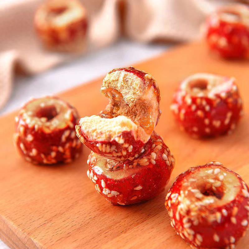 Dehydrated Hawthorn Rock Candy Glaze Whipped Ice Cream Wholesale 125g Independent Sesame Hawthorn Ball Snack Rock Candy Hawthorn