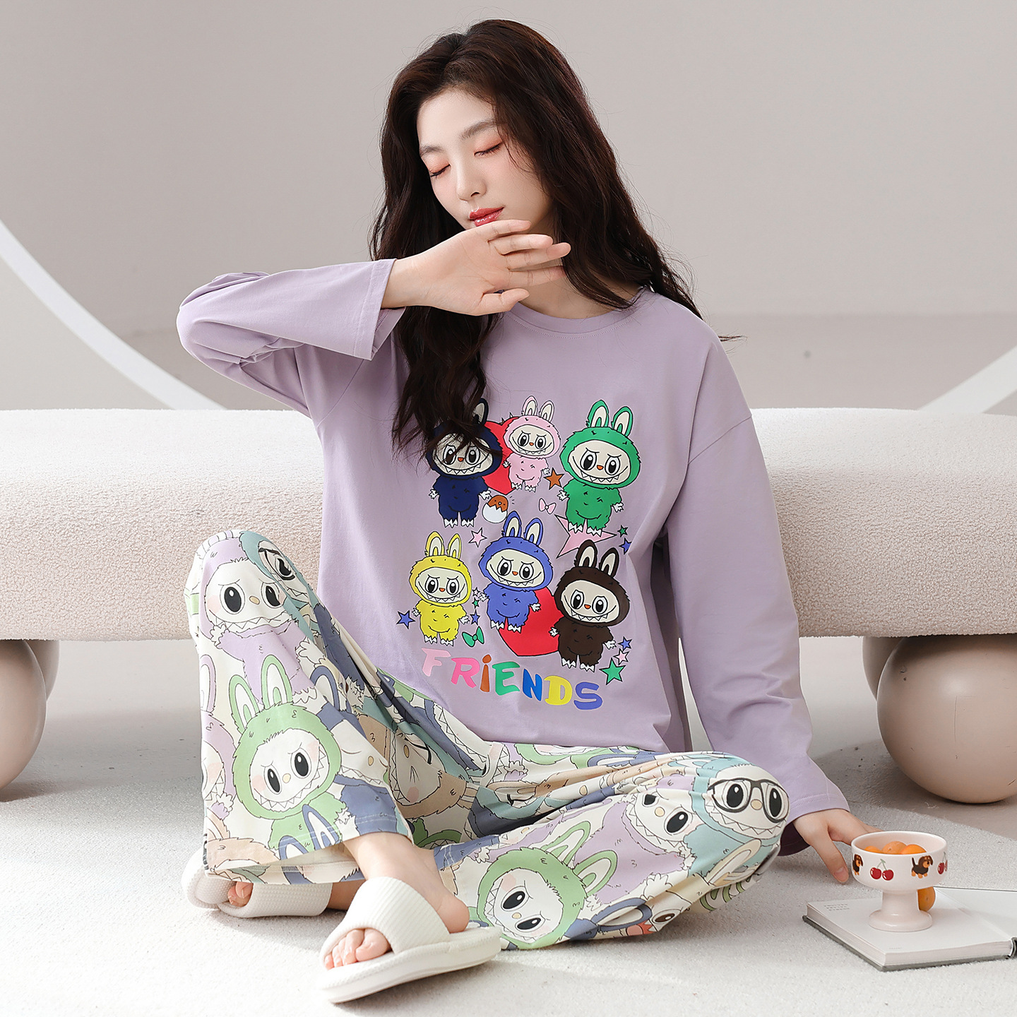 Round Neck Pullover Pajamas for Women, Spring & Fall Style with Breast Pads, No Need to Wear Intimates, Long-Sleeved Home Clothes, Anti-Bulge, Can Be Worn Outside for Living