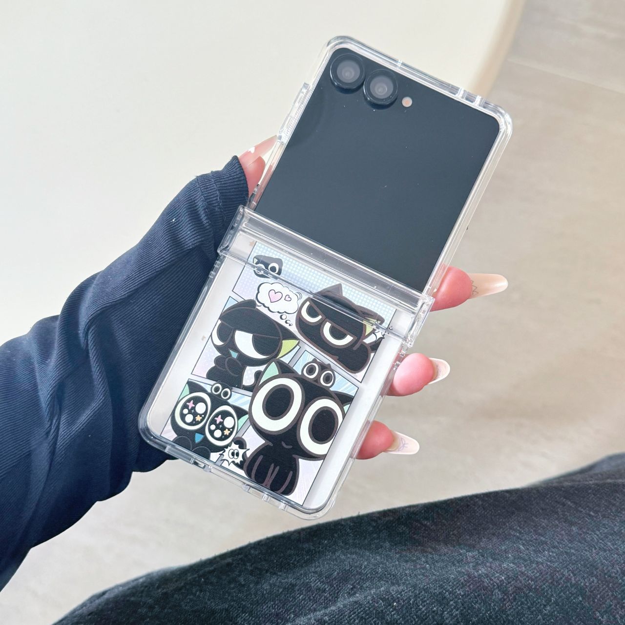 Cute Black Cat Phone Case For Samsung Galaxy Z Flip Series_voghion.com
