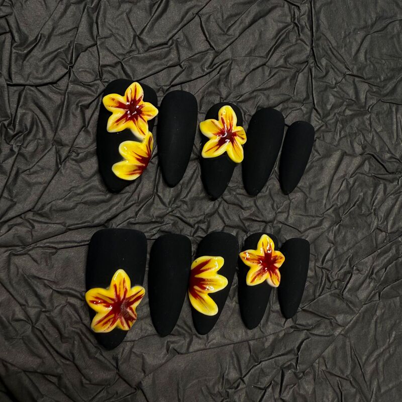【Ranai】European and American Mid-Length Almond Black Frosted Carved Fresh Personality Style Pure Handmade Wearable Nails Wholesale