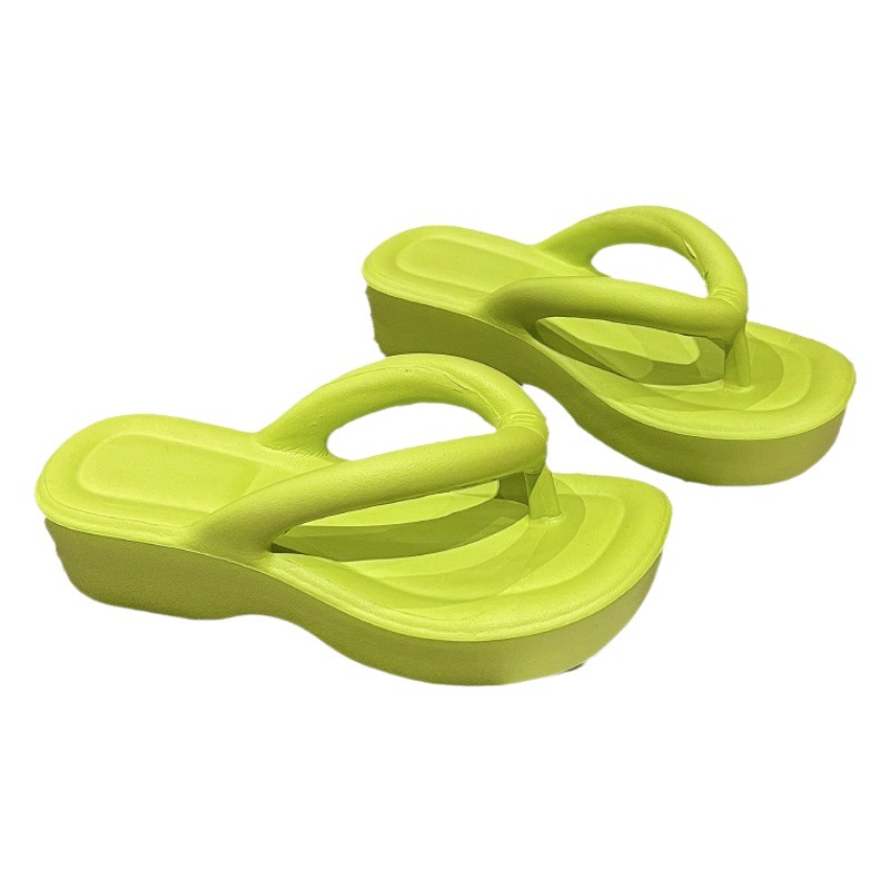 Thick-soled flip-flops women's summer outdoor fashion wedge heel heightening Internet-famous beach poop-feeling flip-flops for women