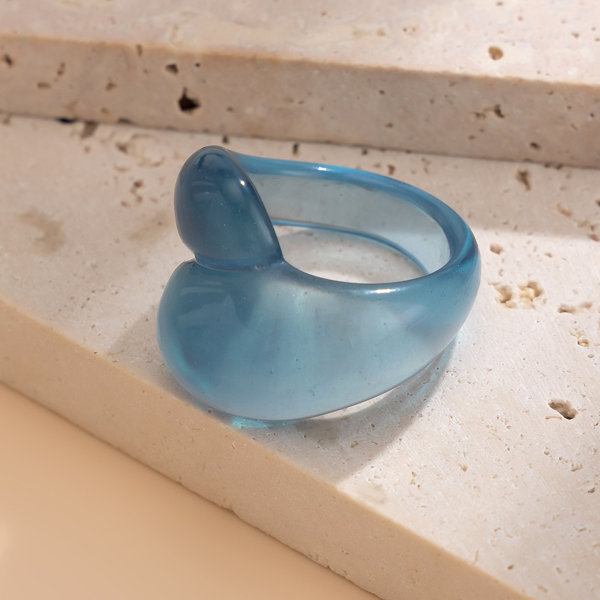 6g Weight Rings Classification 1 Piece Quantity Holiday, Daily Occasion Resin Material Geometric, Solid Color Pattern Women's Gender Plating Design Simple Style, Classic Style Style Simple Style Classic Style Geometric Solid Color Resin Plating Women's Rings 1