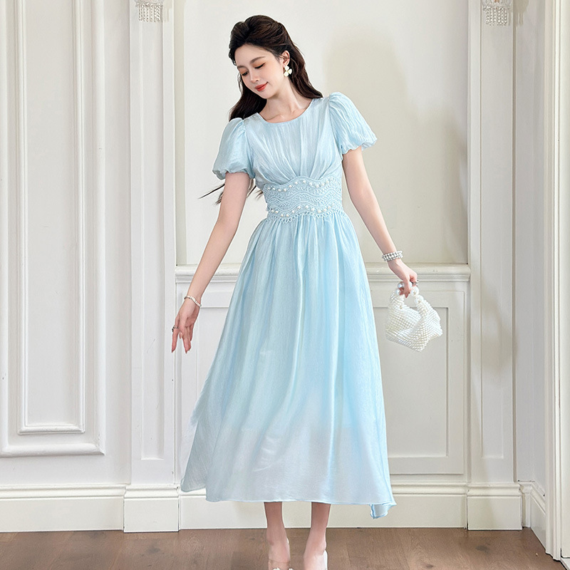 Đầm maxi nữ tay phồng thắt eo đính cườm dài qua gối — màu xanh