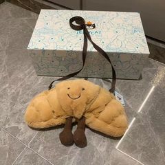 原牛角包可頌可愛趣味公仔斜挎包毛絨玩具包包女生禮物