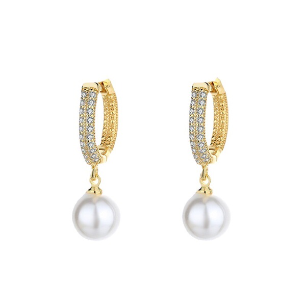 Fashionable trend elegant long earrings from pearl