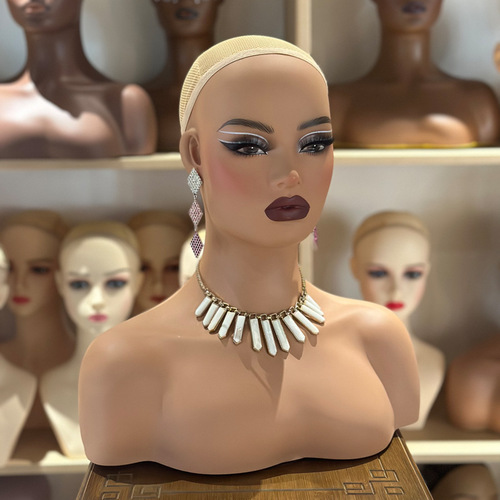 Factory-direct European and American-style necklace & earring display double-shoulder mannequin head, realistic head model, half-body model props