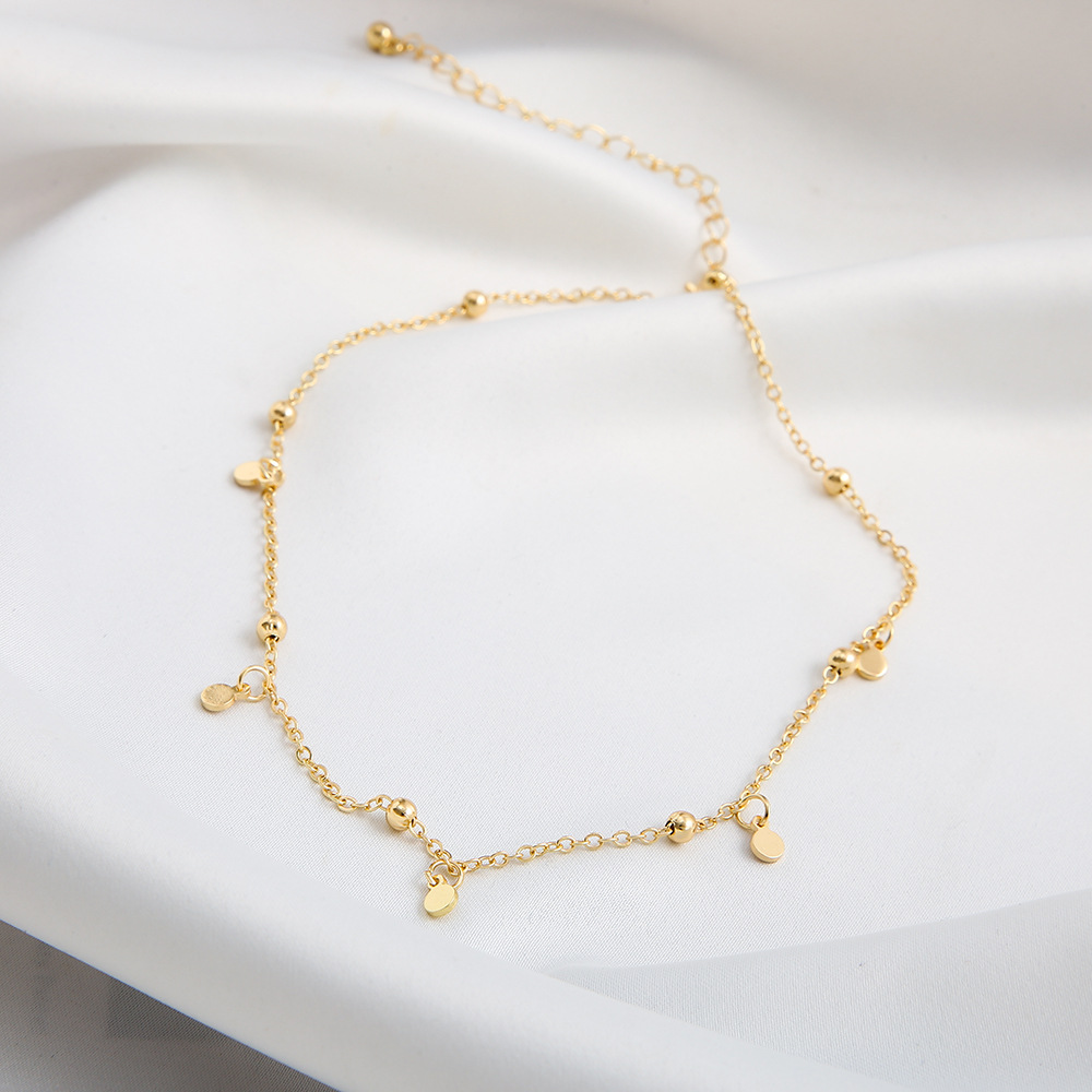 Collana con ciondolo a forma di stella e luna per donna elegante_voghion.com